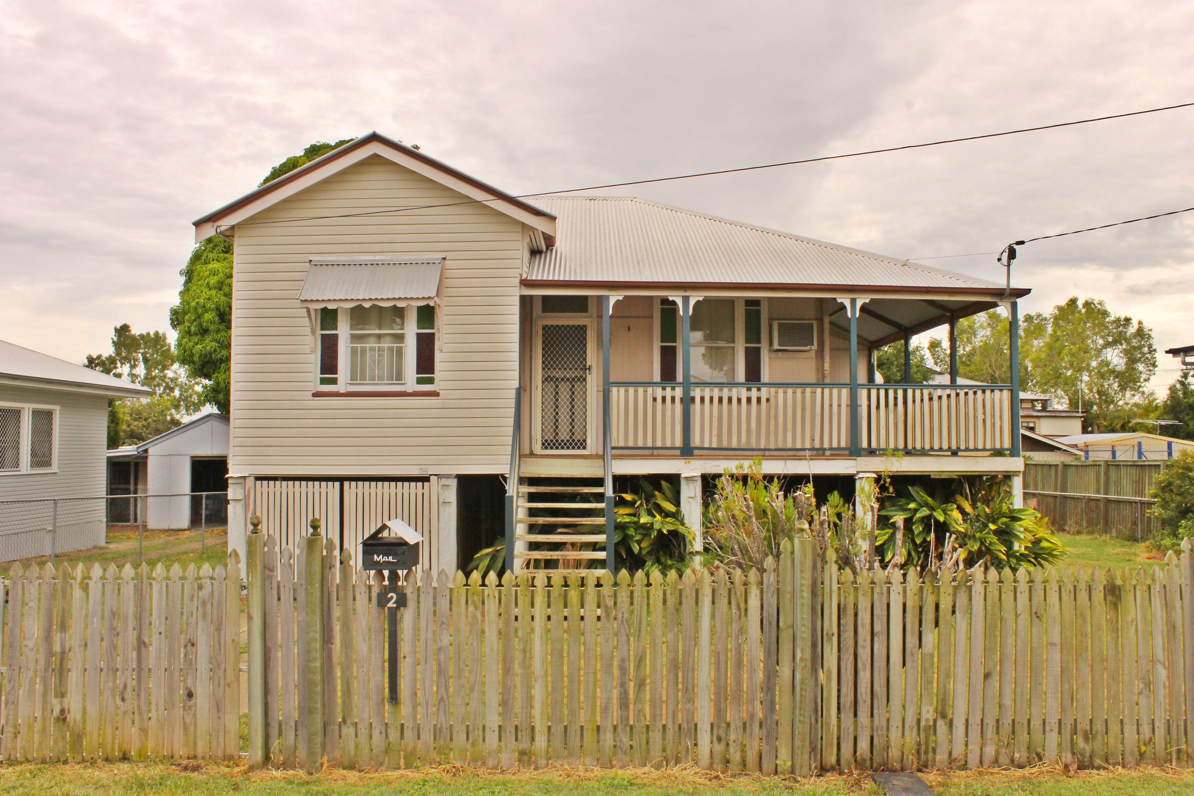 2 Sinclair Street, Newtown QLD 4305