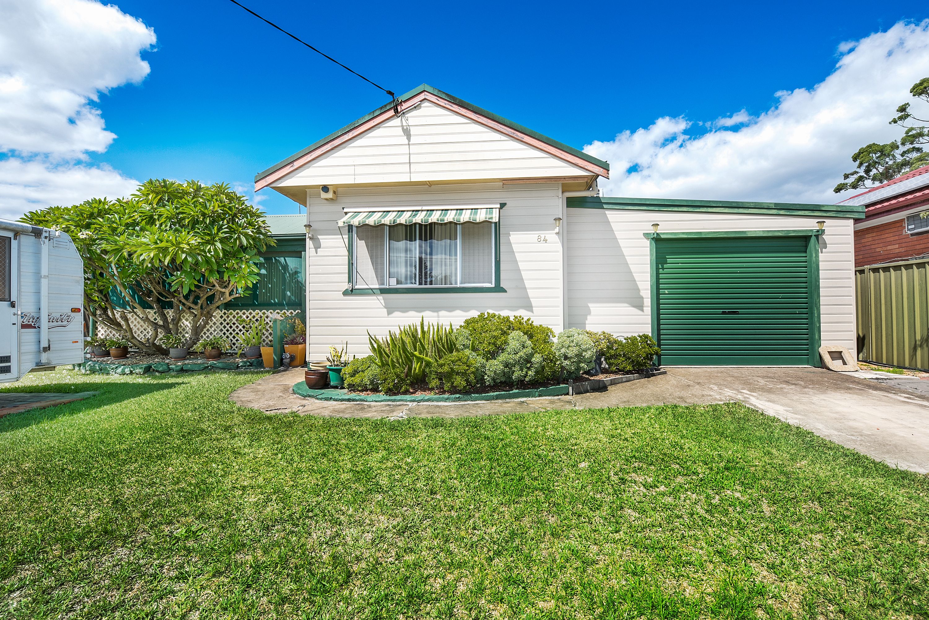 84 Kent Street, Minto, NSW 2566