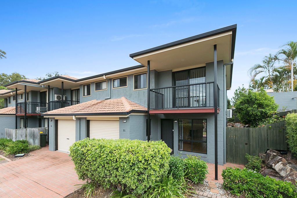 8 Buckingham Place, Eight Mile Plains QLD 4113
