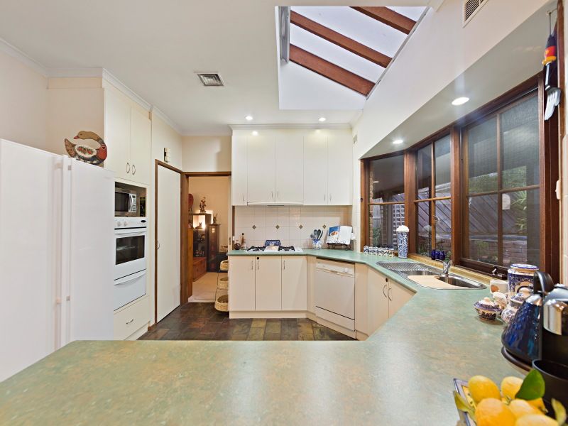 2 Juliana Close, Frankston, VIC 3199