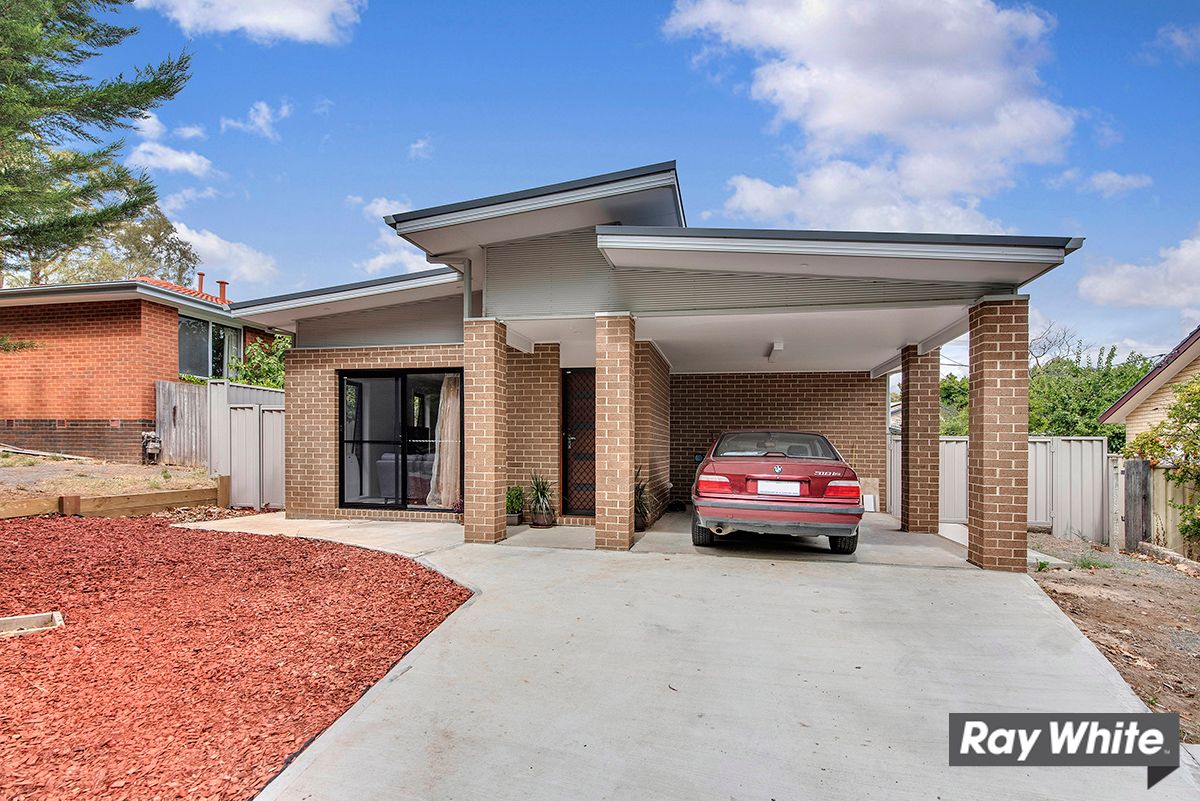 2 Clubbe Crescent, Macgregor ACT 2615