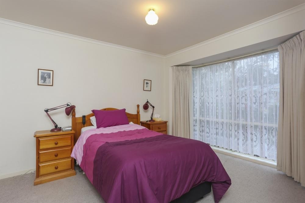 19 Wingoon Drive, California Gully, VIC 3556