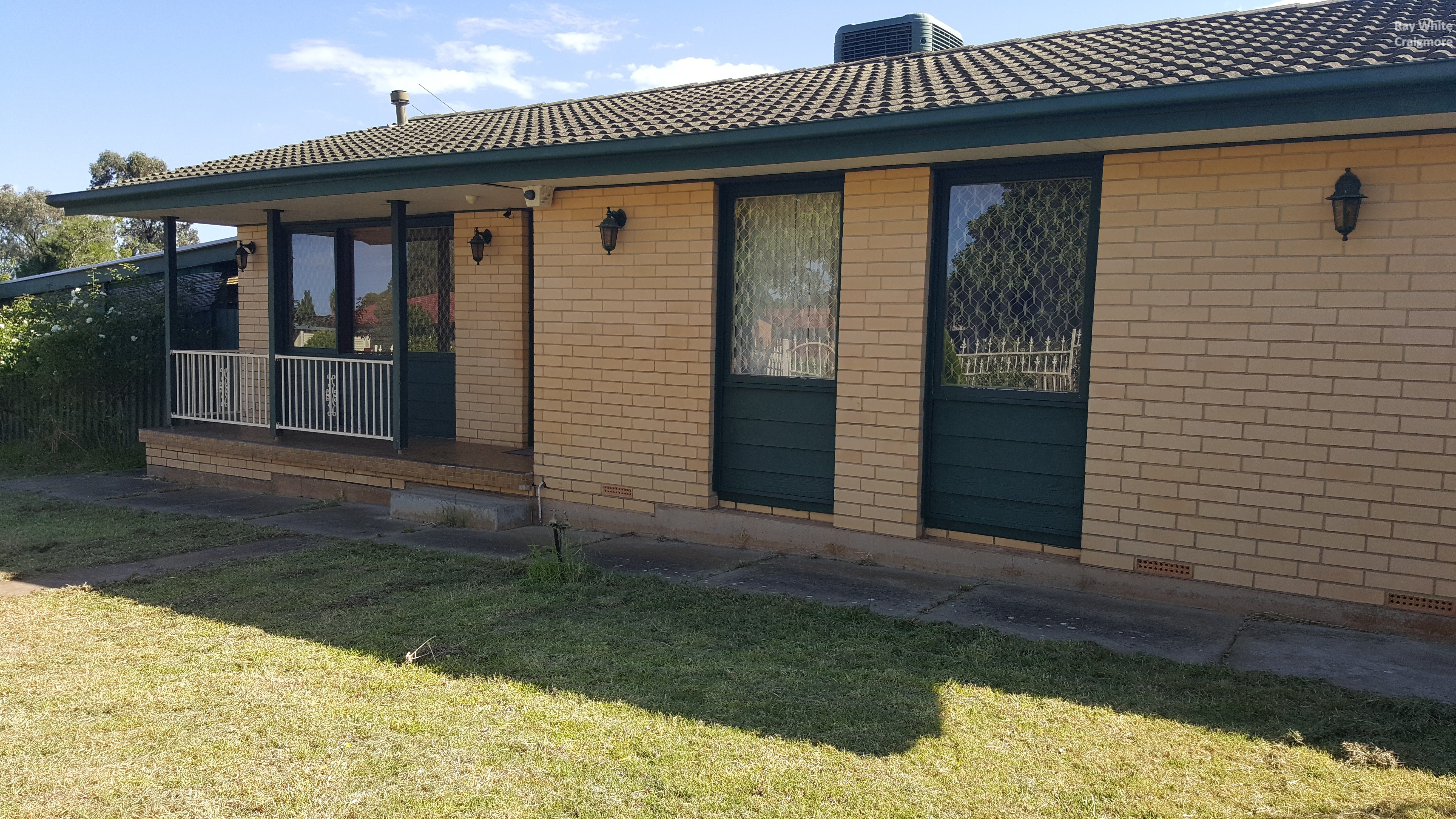 1 Coorara Court, Craigmore, SA 5114