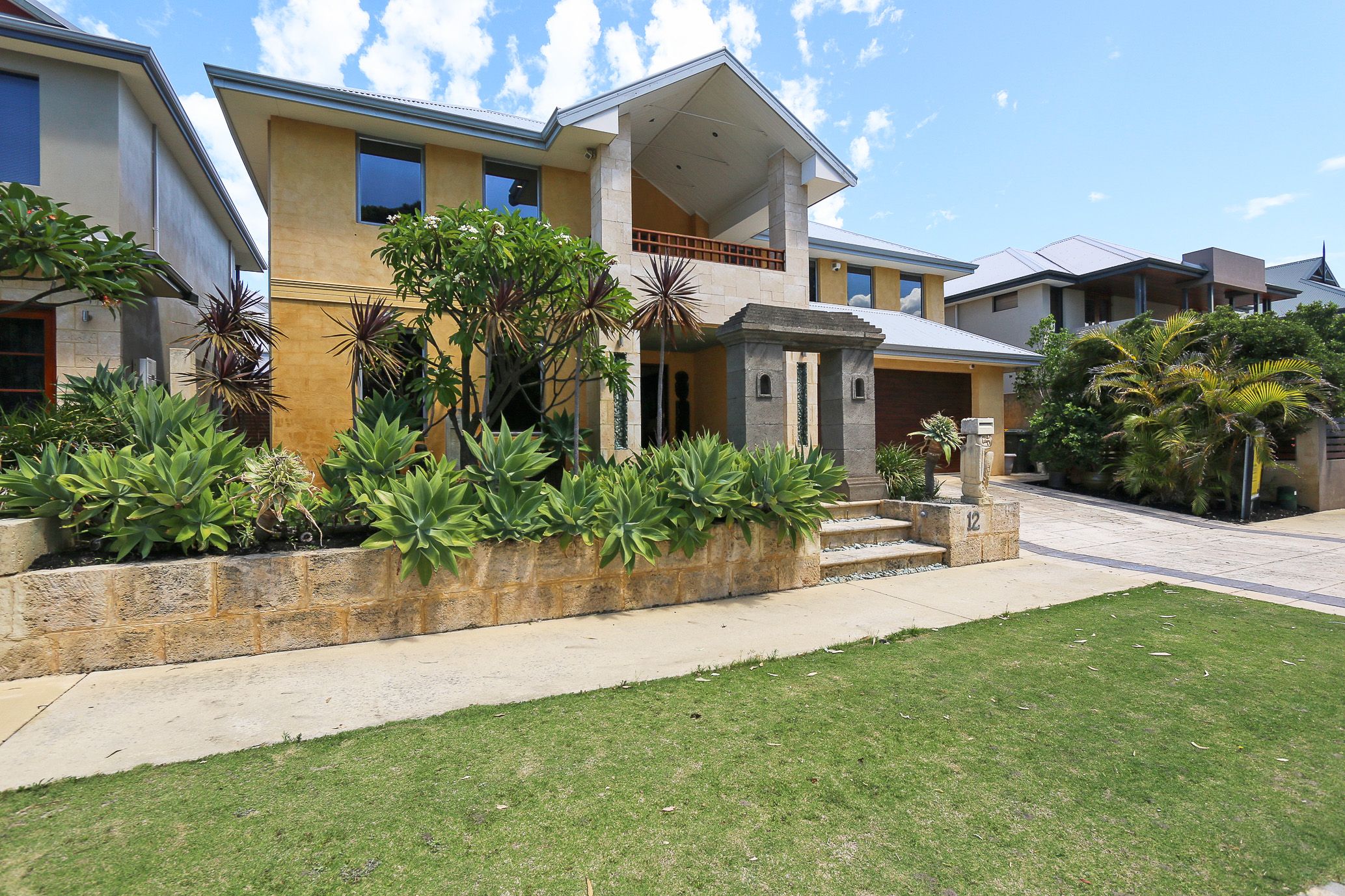 12 Mallorca Avenue, Hillarys, WA 6025