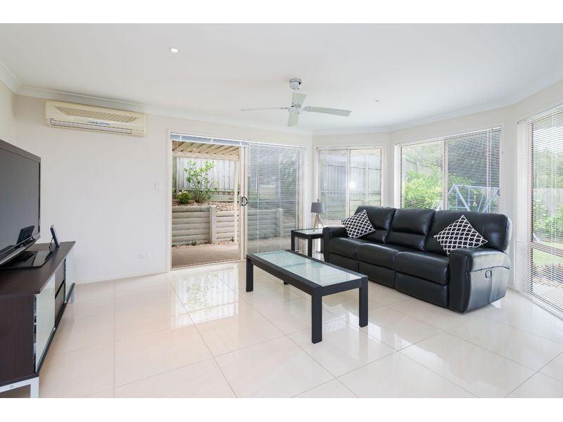 10 Yvonne Road, Eight Mile Plains, QLD 4113