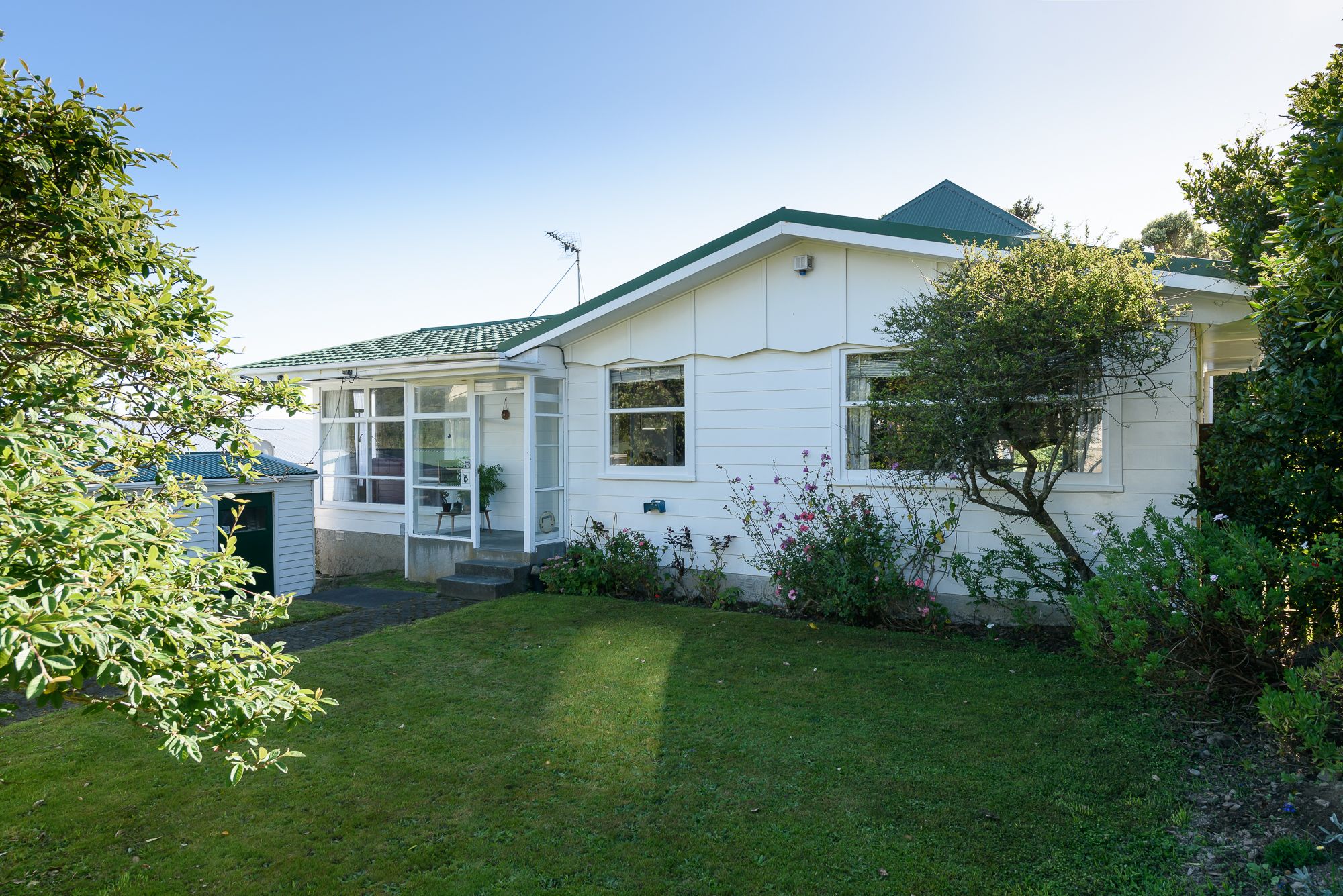 99 Beazley Avenue, Paparangi, Wellington City
