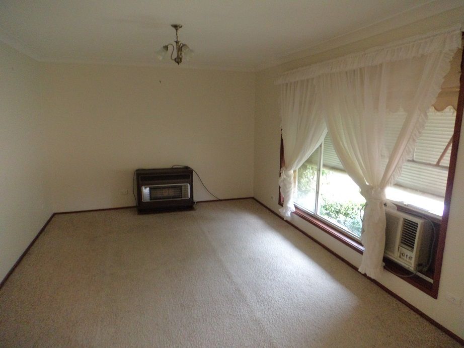 19 Bradford Drive, Goulburn, NSW 2580