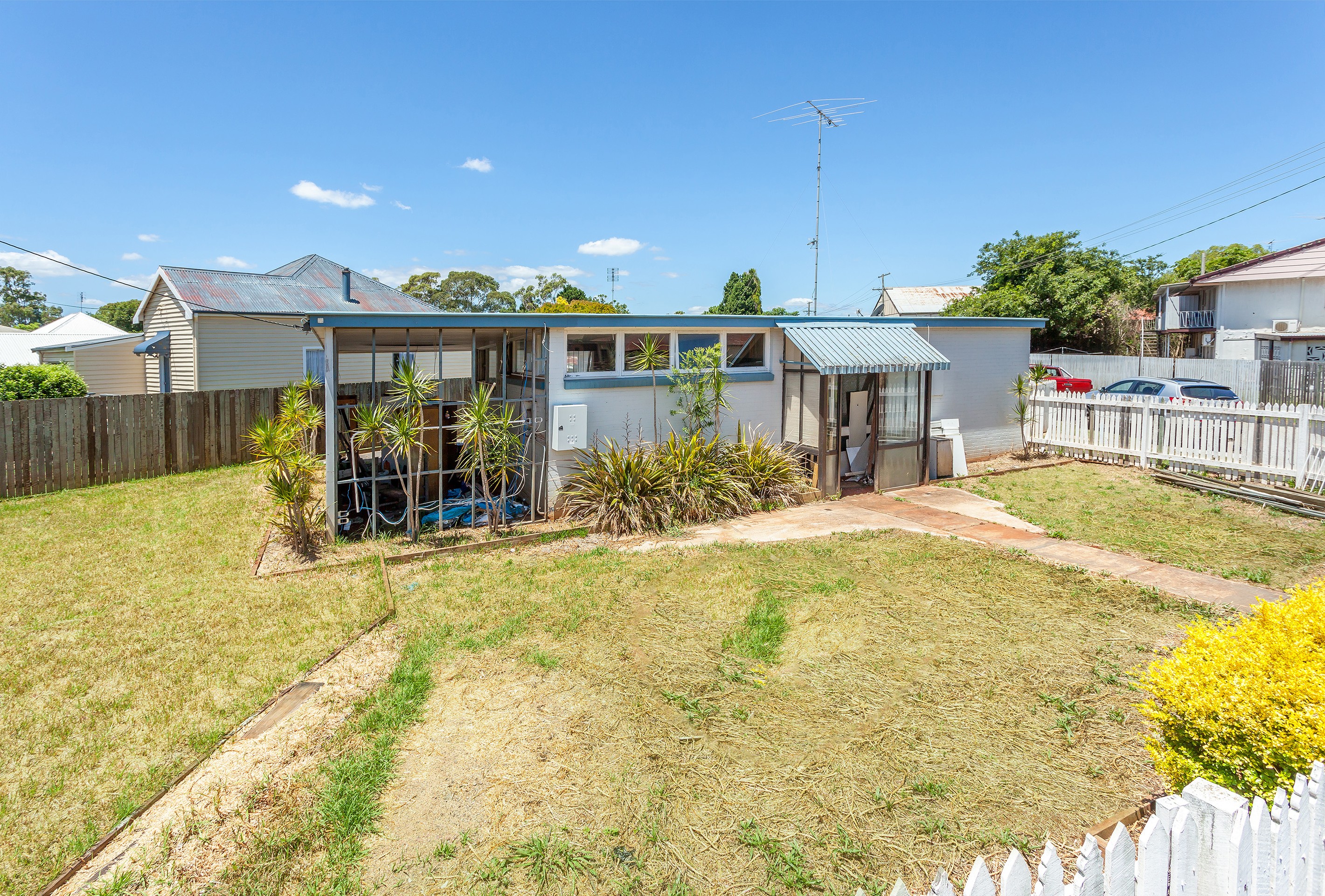 30 Clairmont Street, Newtown, QLD 4350