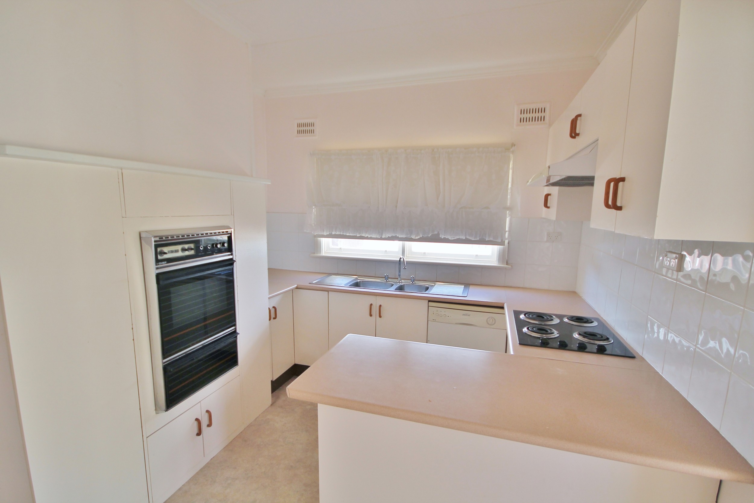 22 William Street, Young, NSW 2594