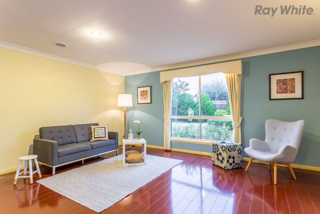 15 Warrego Place, Taylors Lakes, VIC 3038