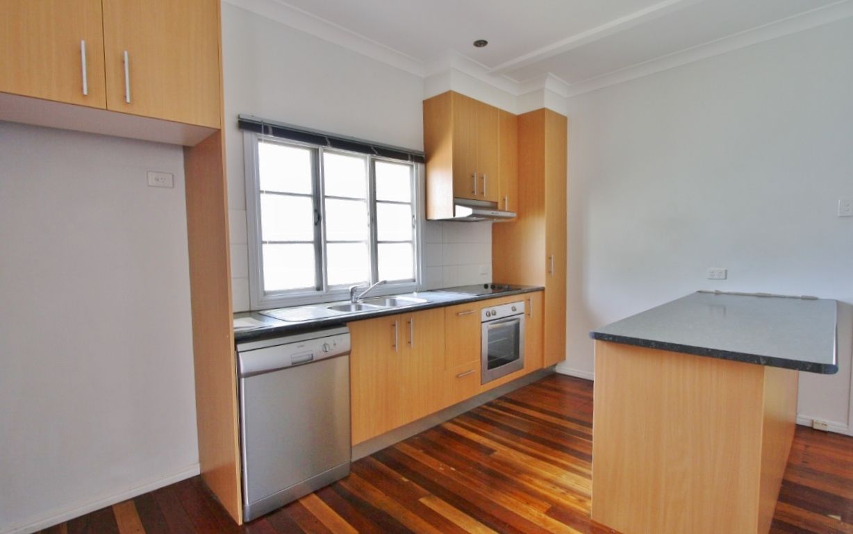 80 Broadwater Road, Mount Gravatt East, QLD 4122