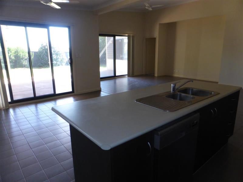 15 Windgrass Way, Nickol, WA 6714