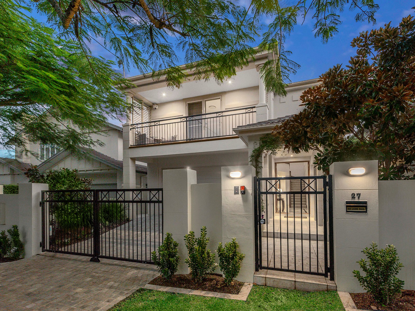 27 Bennison Street, Ascot, QLD 4007