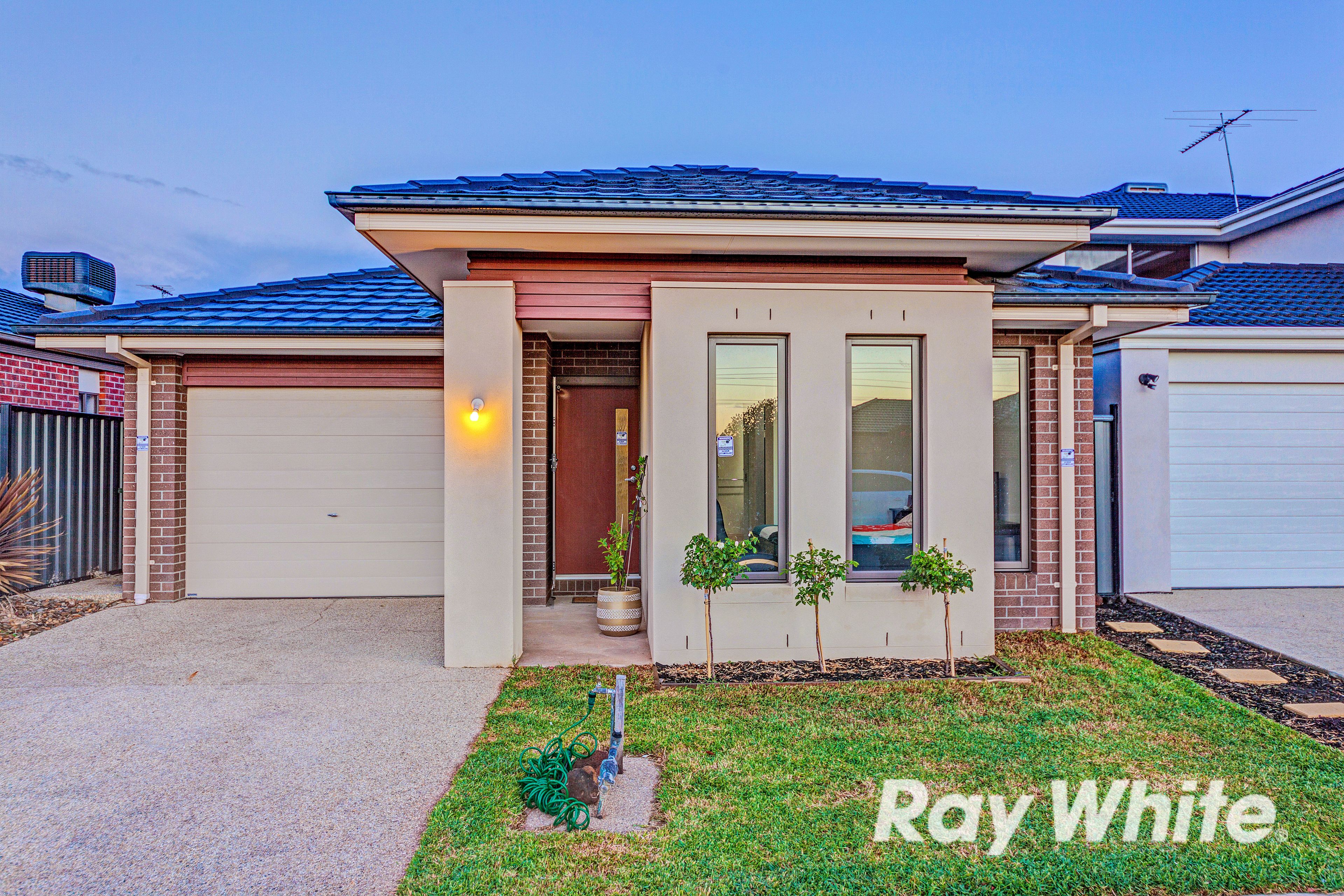 6 Lambourne Avenue, Truganina, VIC 3029