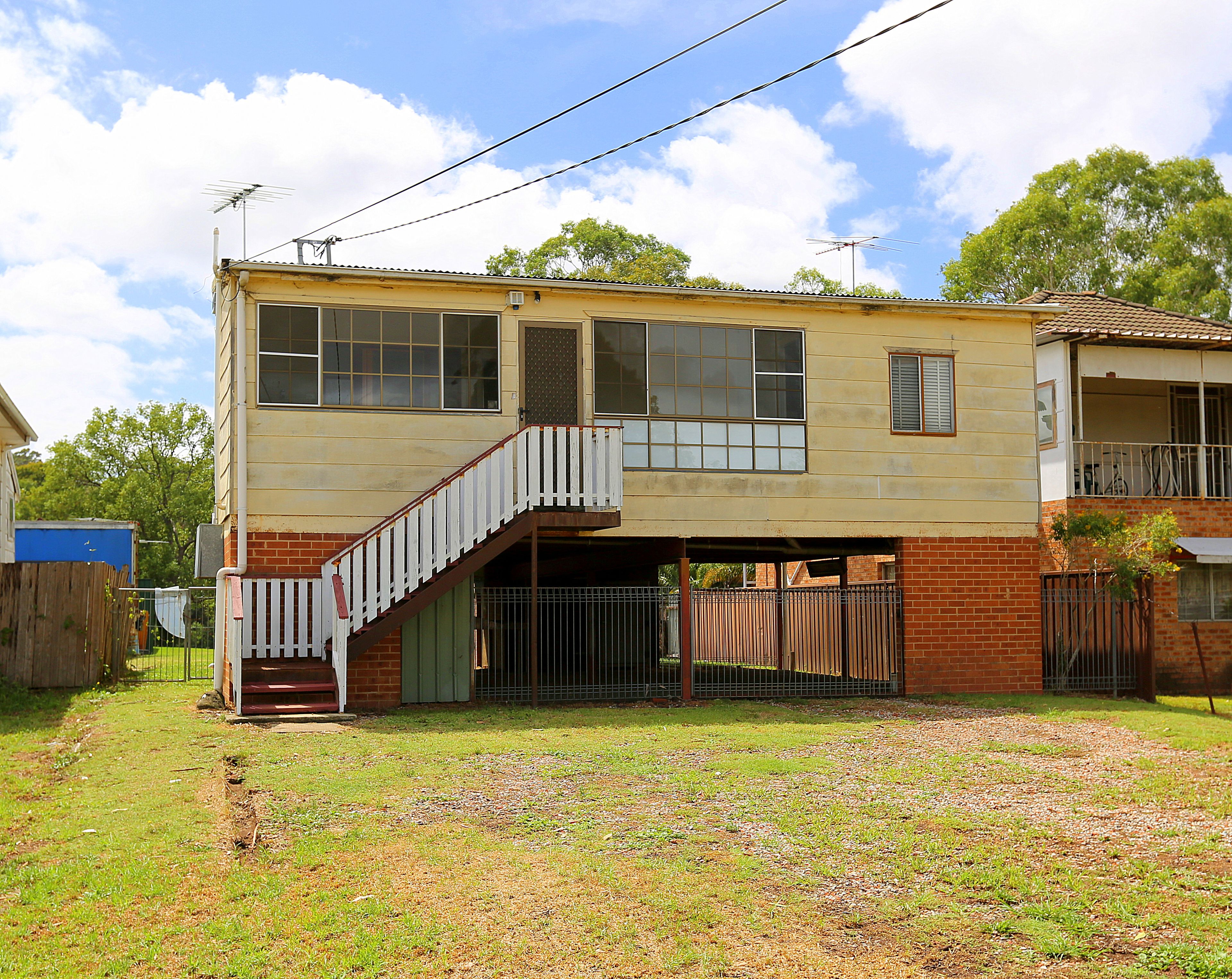 34 Knight Street