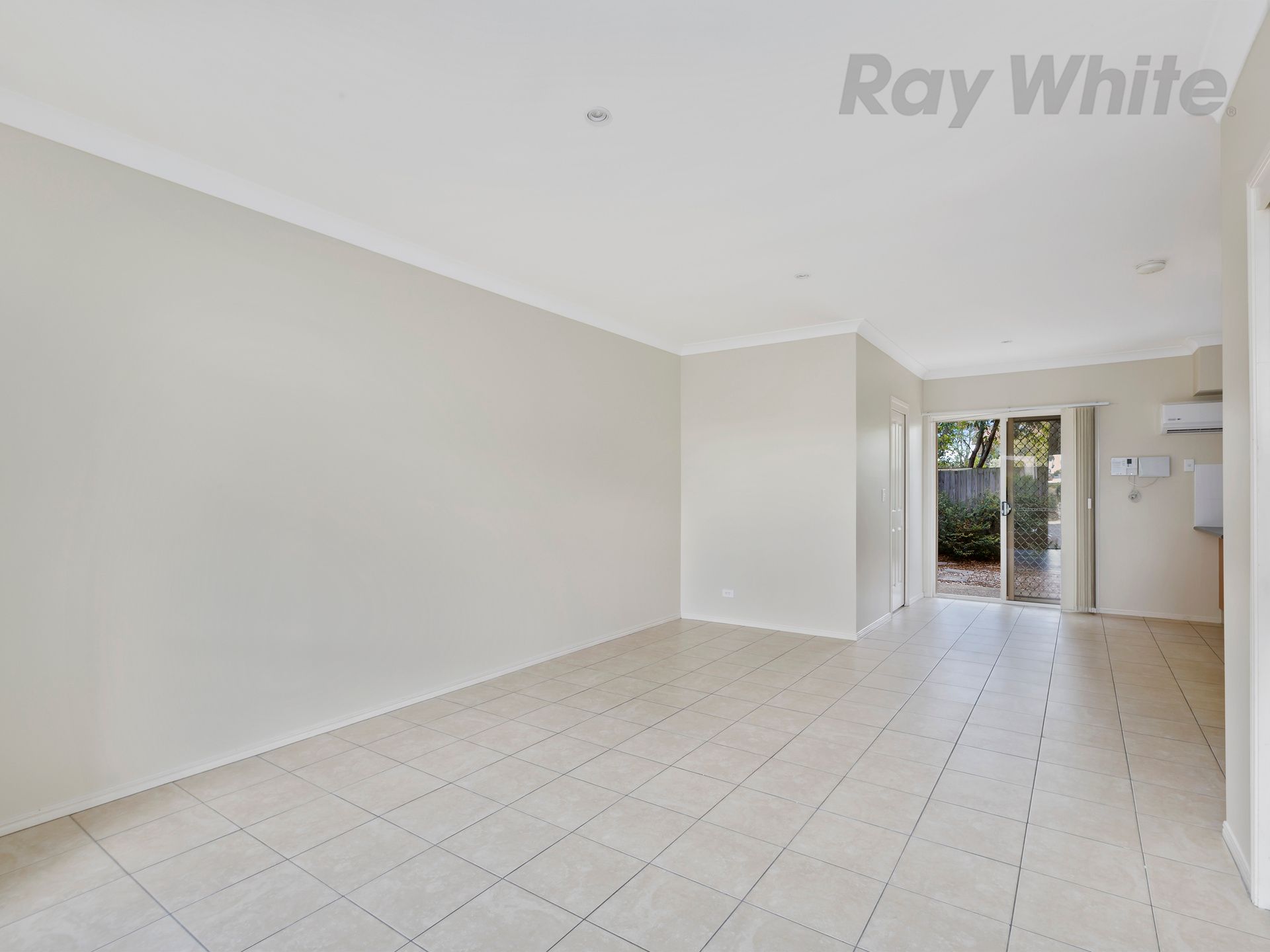 17/11 Pyranees Street, Calamvale, QLD 4116