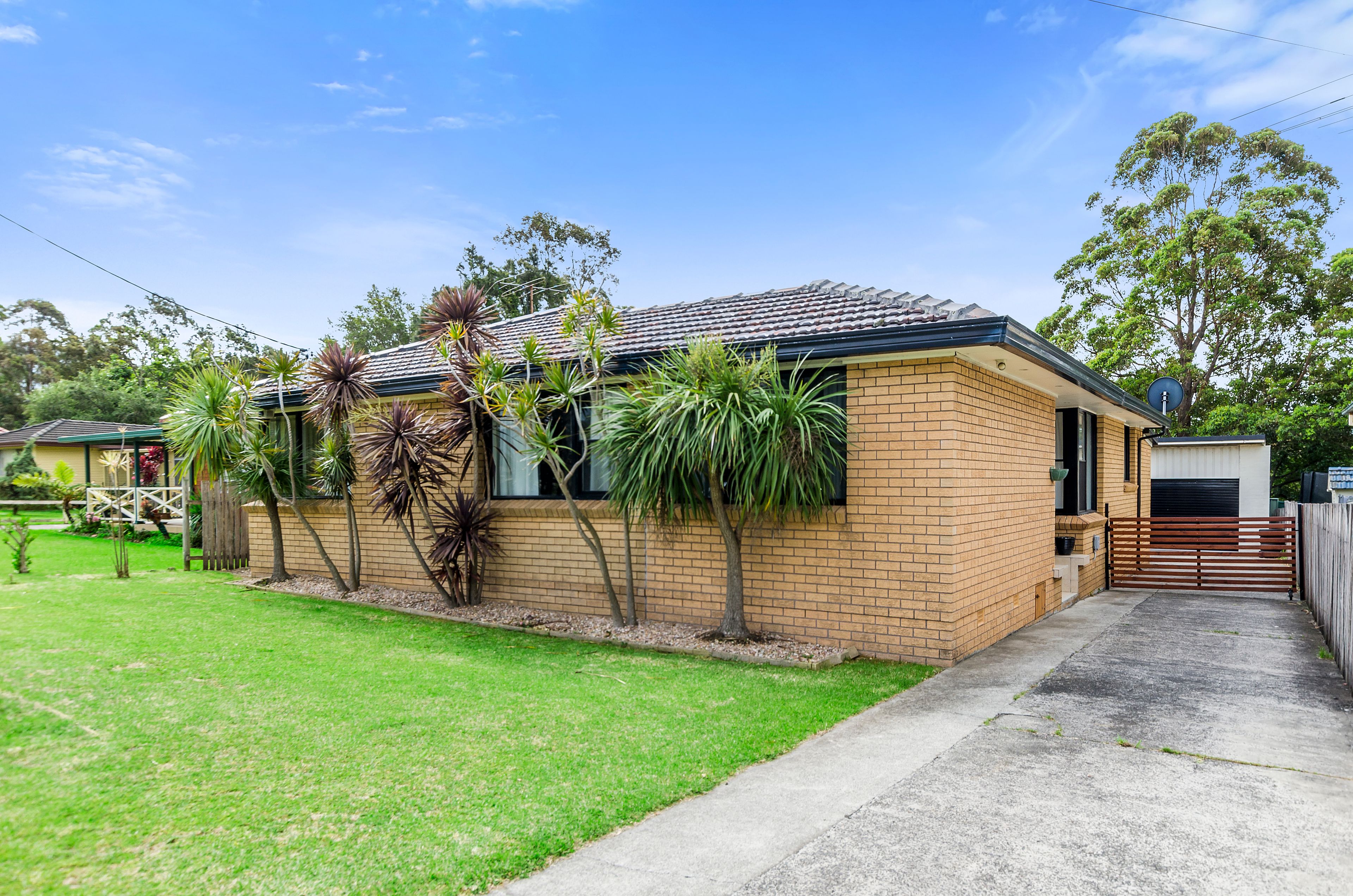 9 Hardie Street
