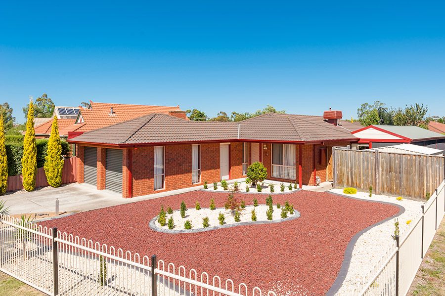 2 Dendy Court, Roxburgh Park, VIC 3064