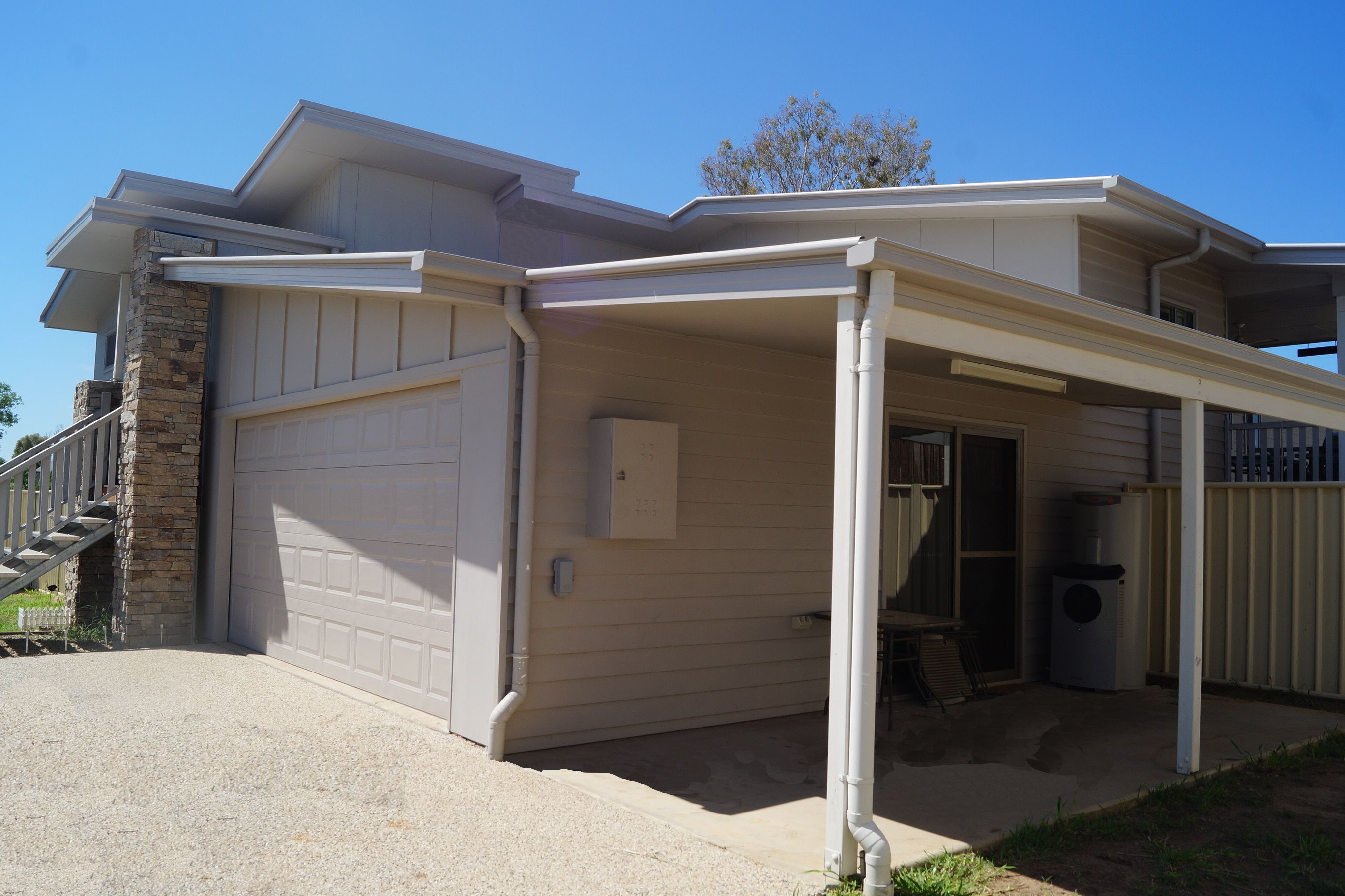 16 Ivers Place, Emerald, QLD 4720
