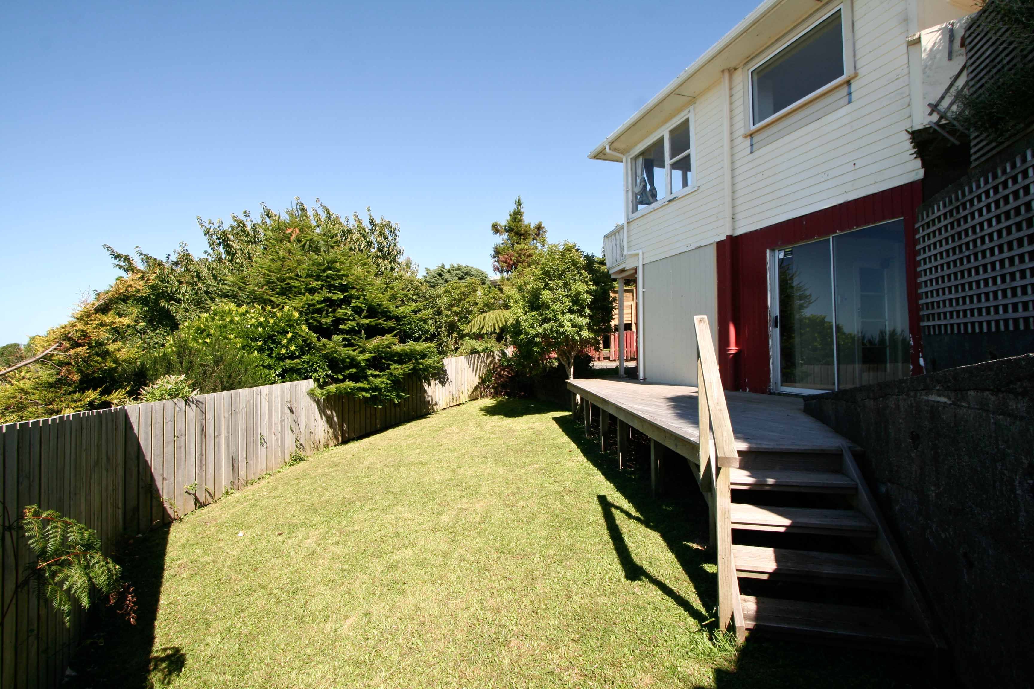 12 Salford Street, Newlands, Wellington City
