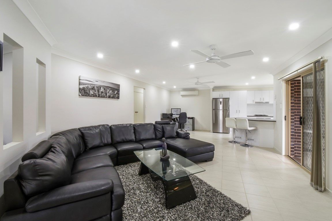22 Colonial Street, Wadalba, NSW 2259