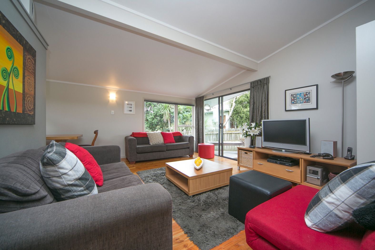 33 Commodore Drive, Lynfield, Auckland City