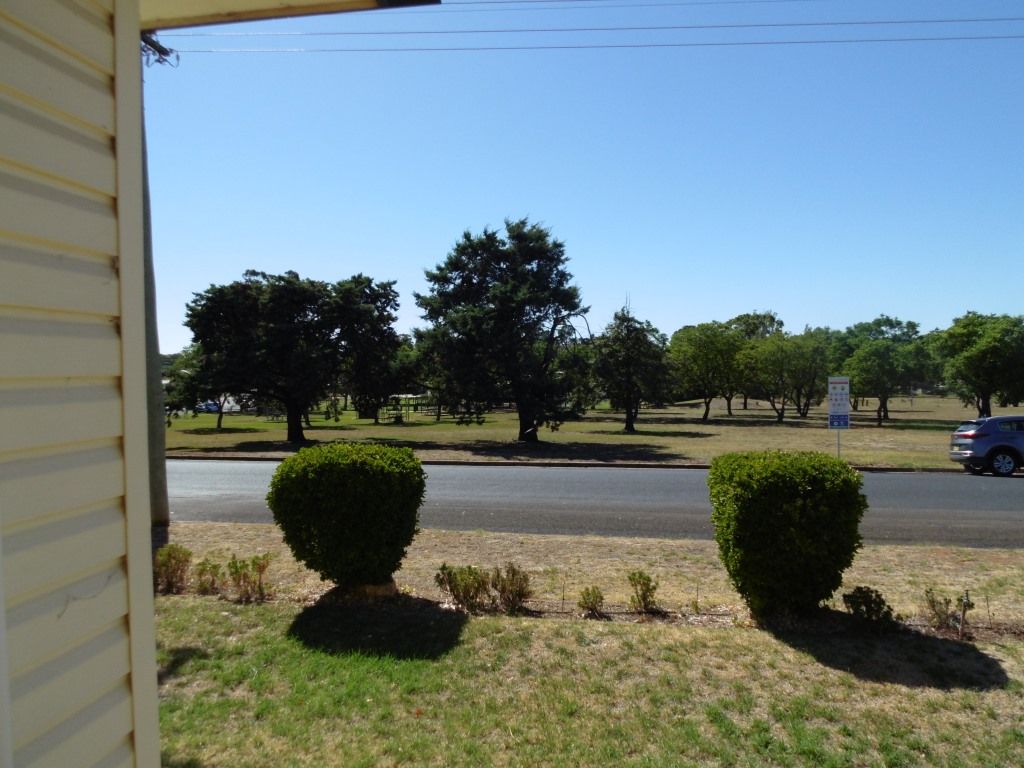 32 Coleman Road, Parkes, NSW 2870
