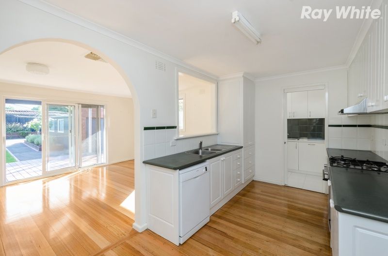 46 Helen Road, Ferntree Gully, VIC 3156