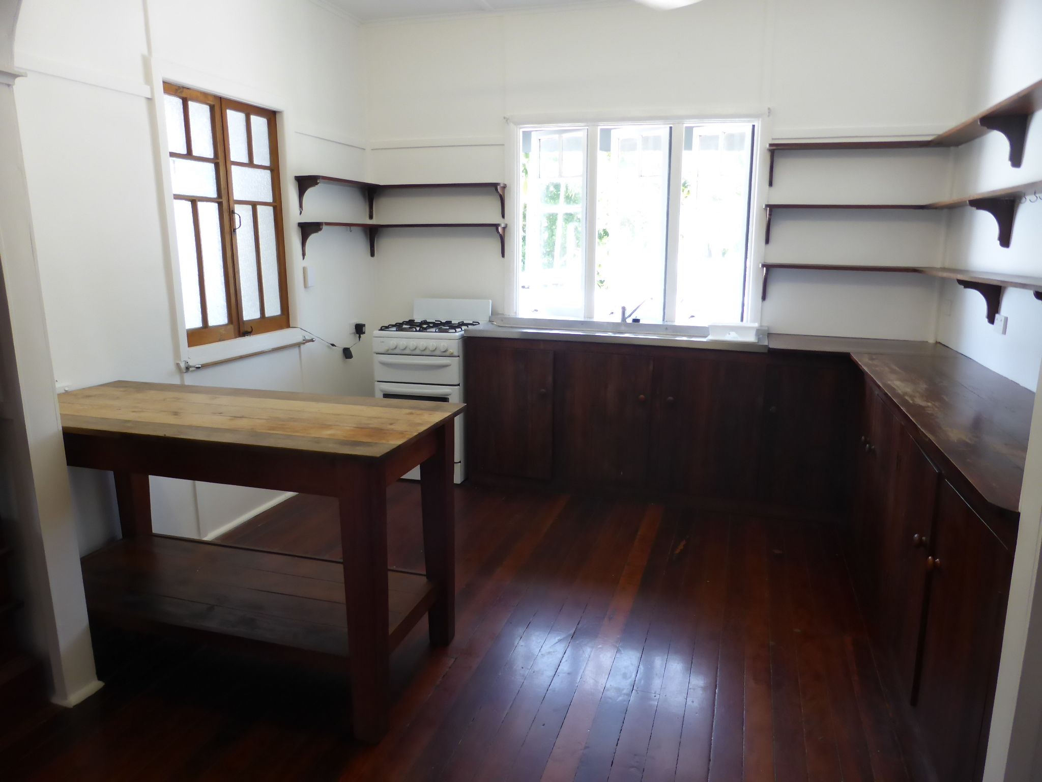 100 Marshall Street, Machans Beach, QLD 4878