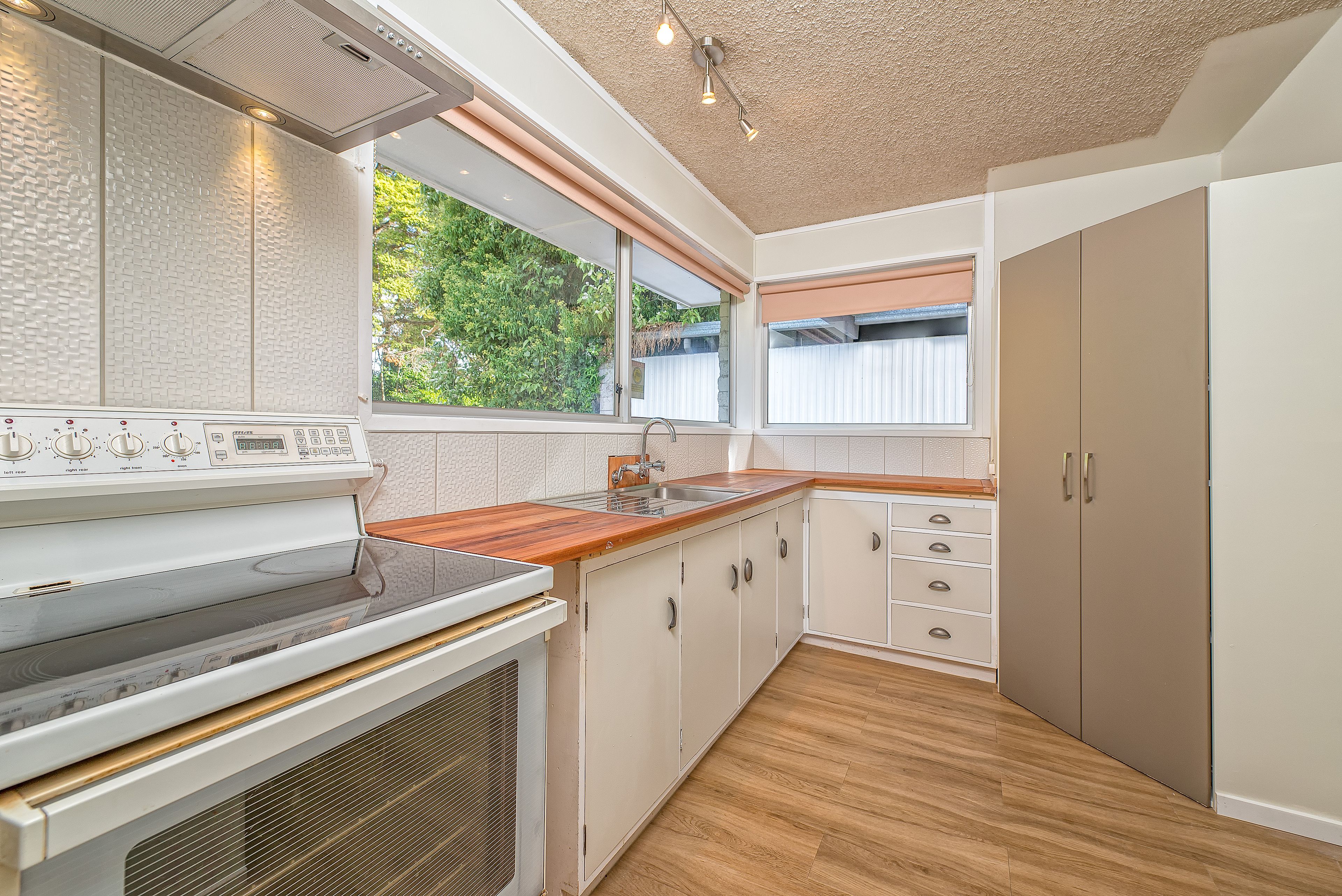 1/136 Great South Road, Manurewa, Manukau City