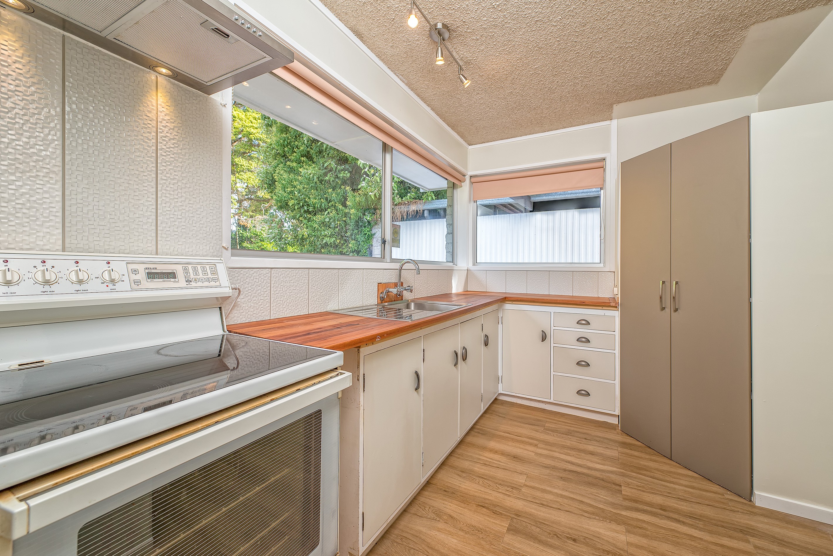 1/136 Great South Road, Manurewa, Manukau City