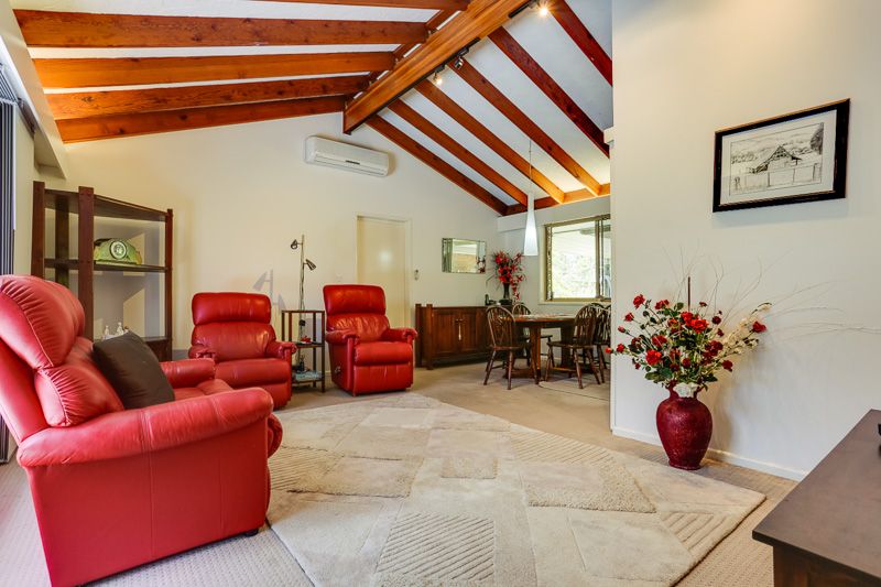 19 Min Min Court, Durack, QLD 4077