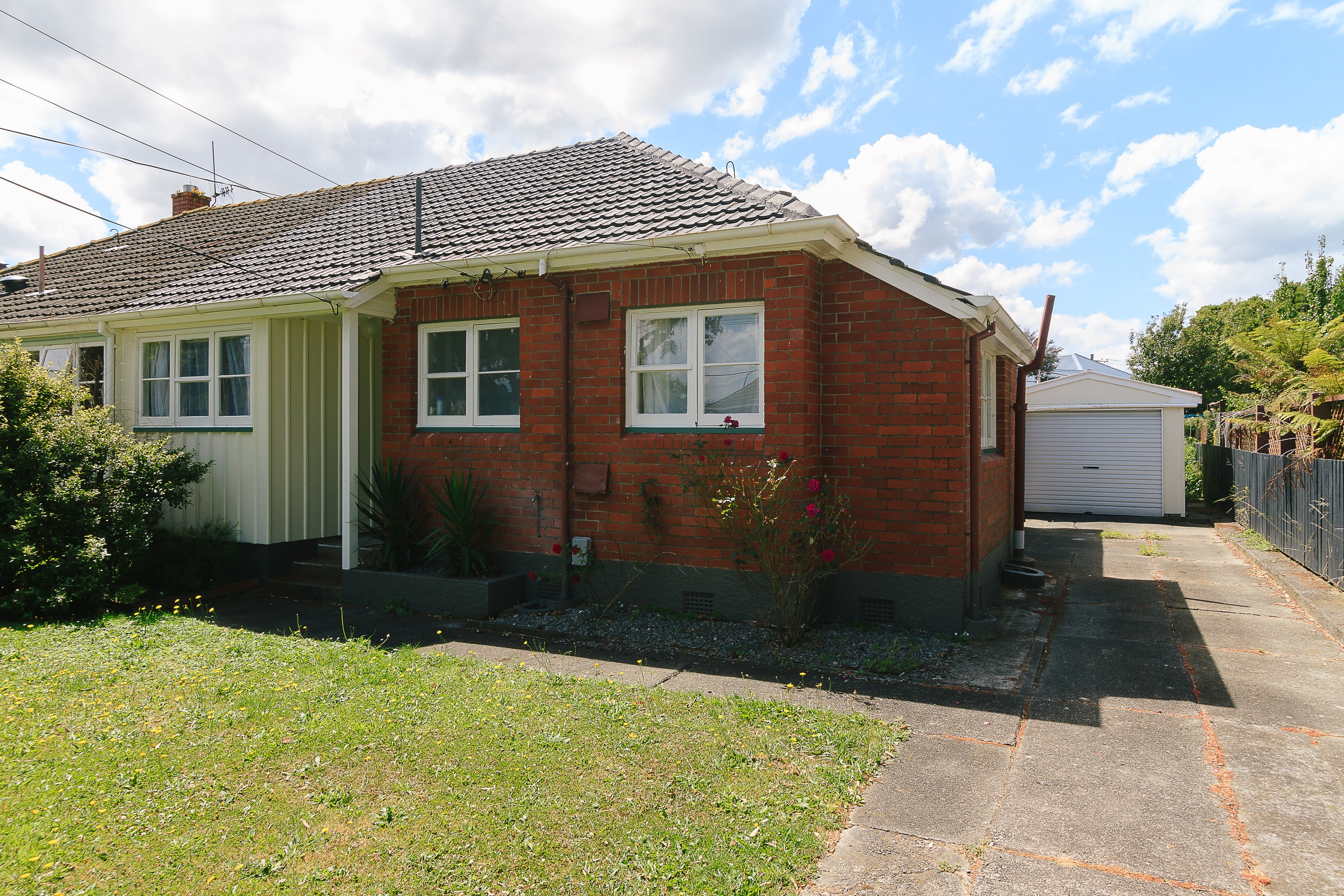 2/2 Gadsby Street, Avalon, Lower Hutt City