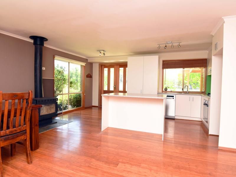 54 Mary Street, Bunyip, VIC 3815