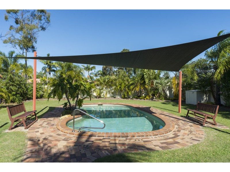81 Olsen Avenue, Labrador QLD 4215