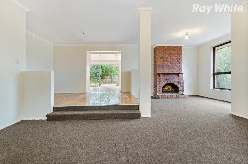 3 Collendina Crescent, Scoresby, VIC 3179