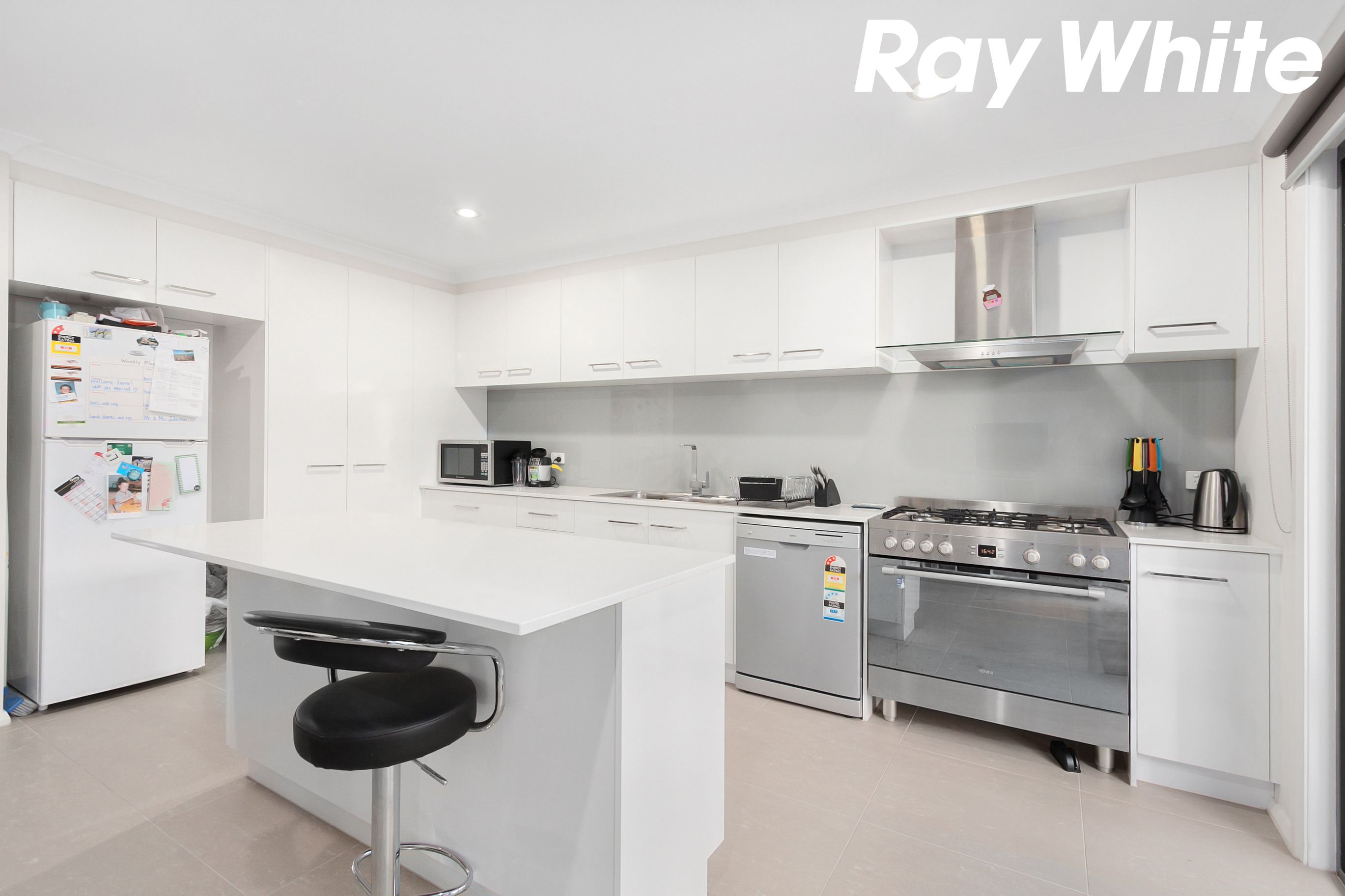 26 Swan Street, Pakenham, VIC 3810