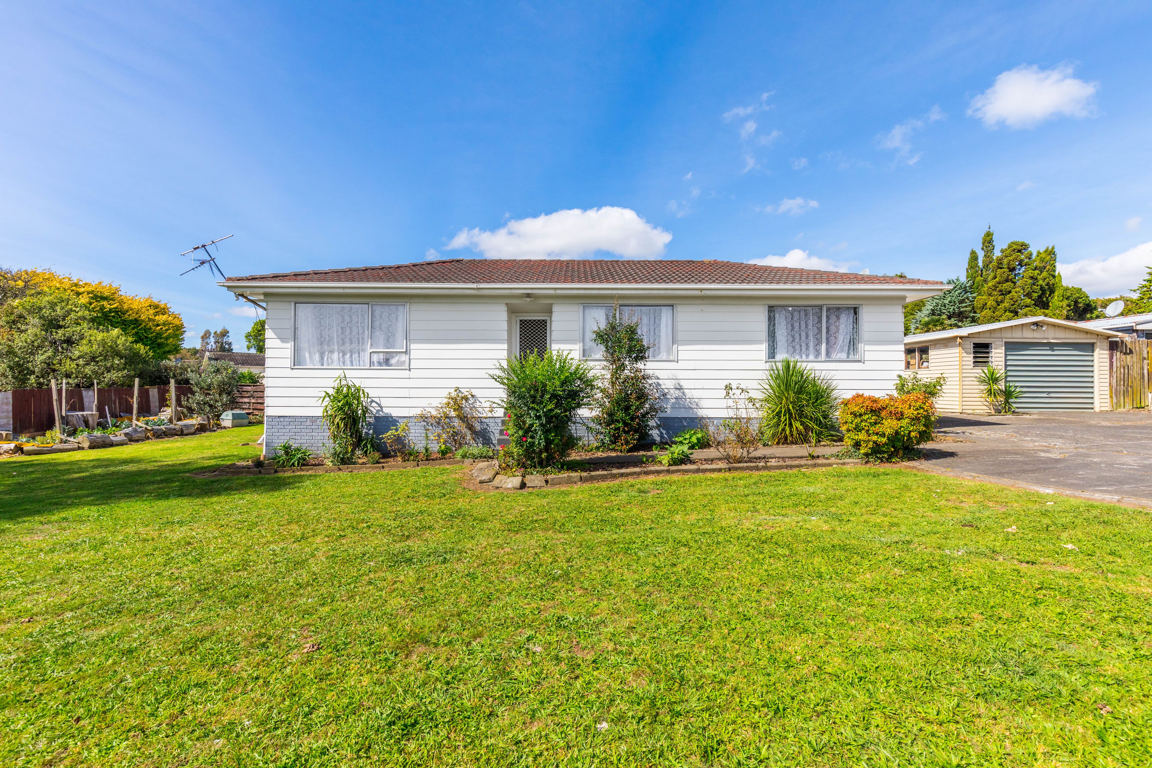 356 Roscommon Road, Clendon Park, Manukau City