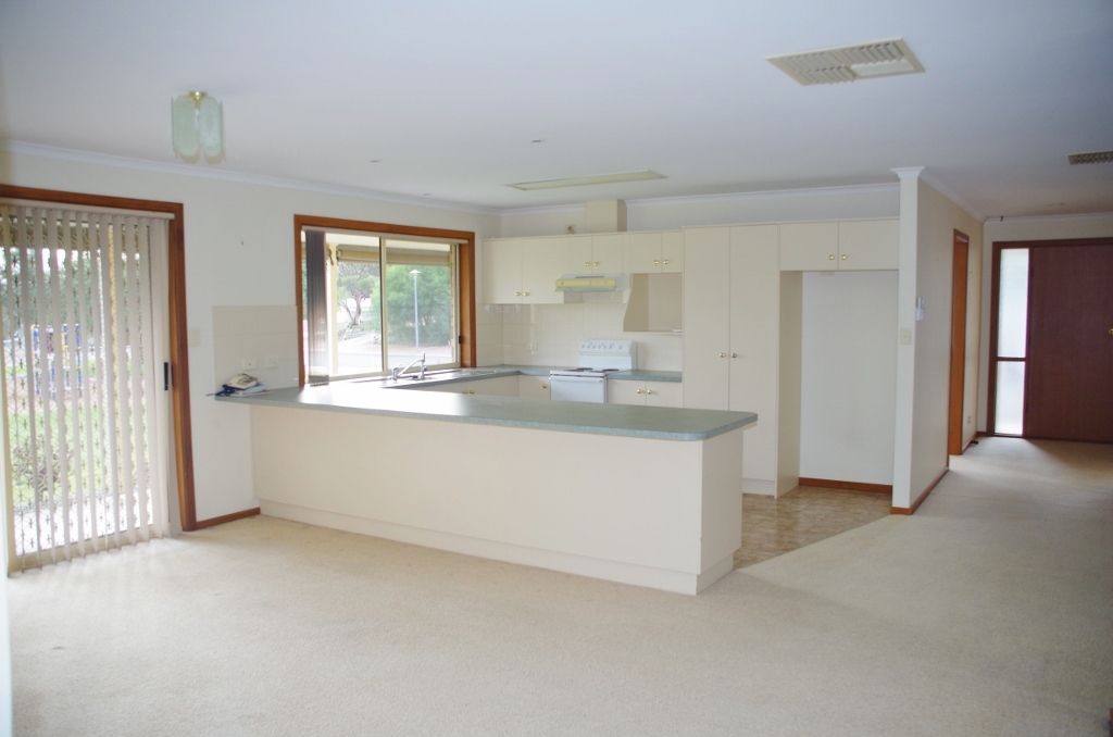 2 Middleton Avenue, Paringa, SA 5340