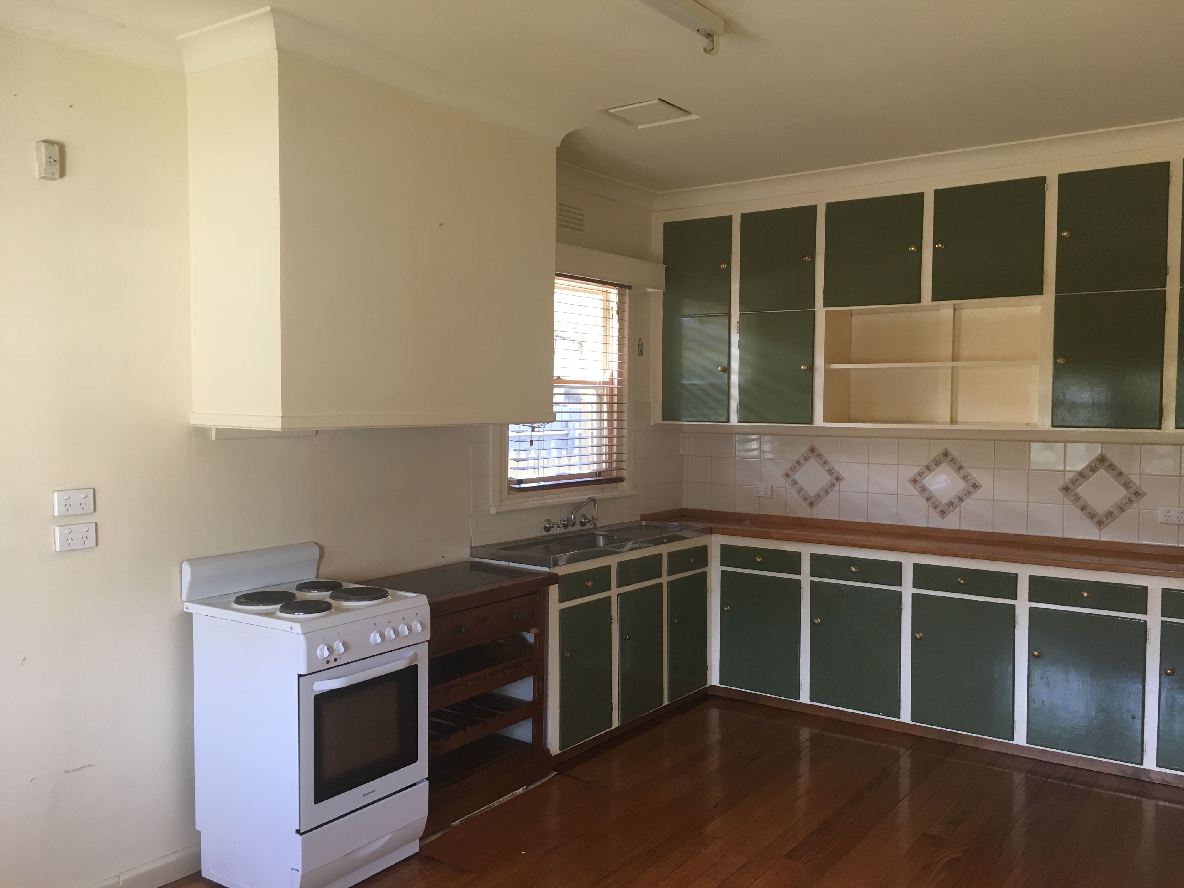 1 Swanlea Avenue, Benalla, VIC 3672