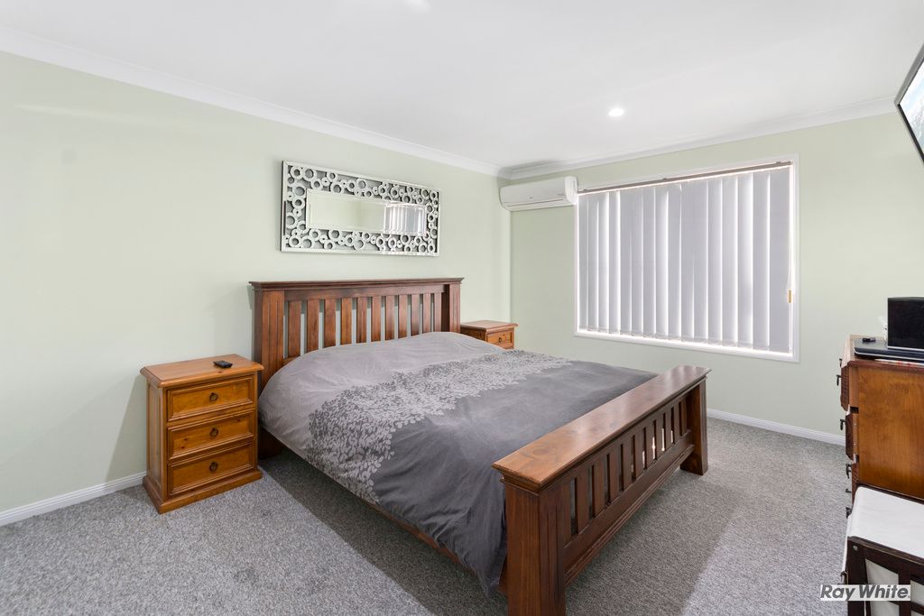 5 Pintail Crescent, Forest Lake, QLD 4078
