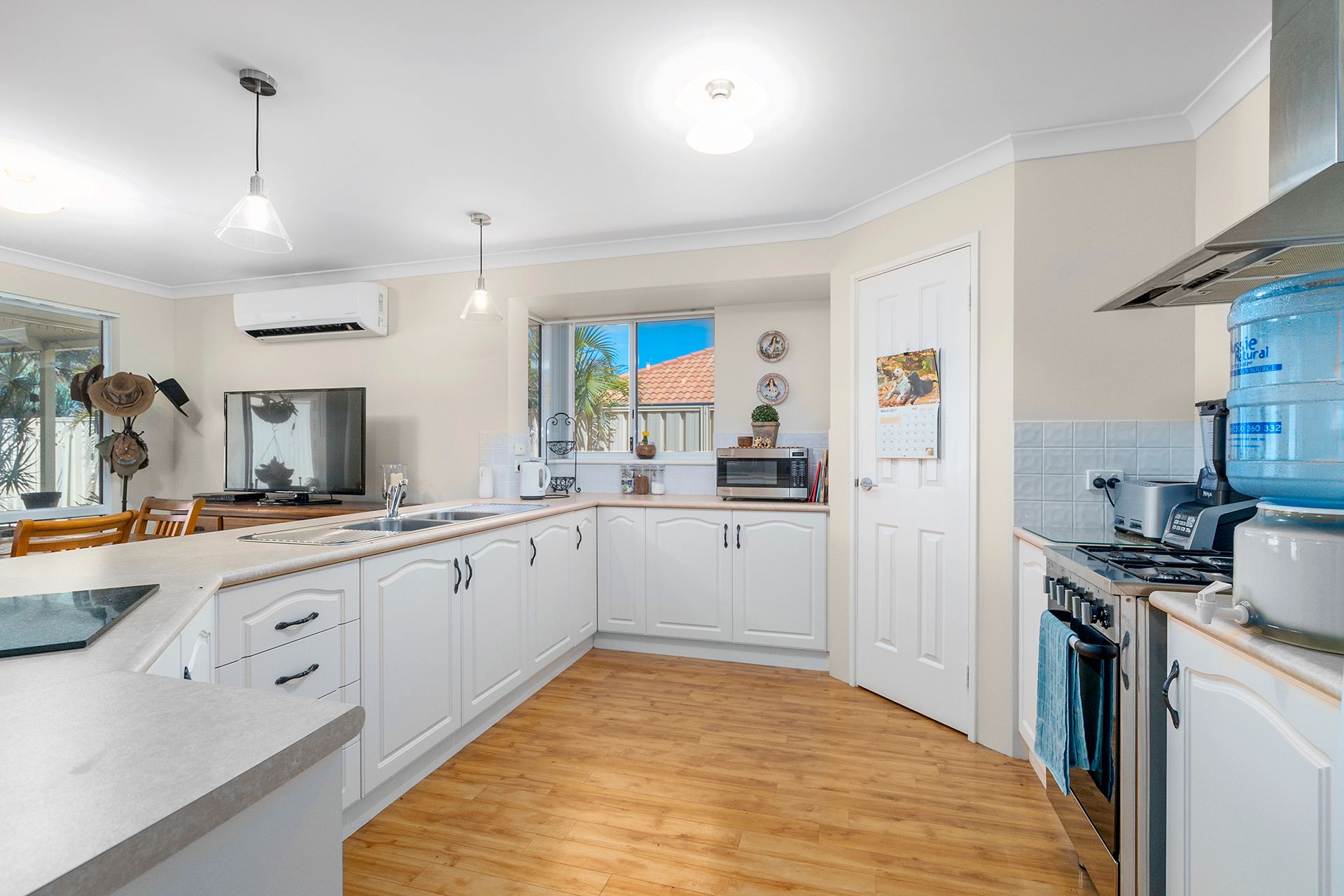 6 Angler Parade, Drummond Cove, WA 6532