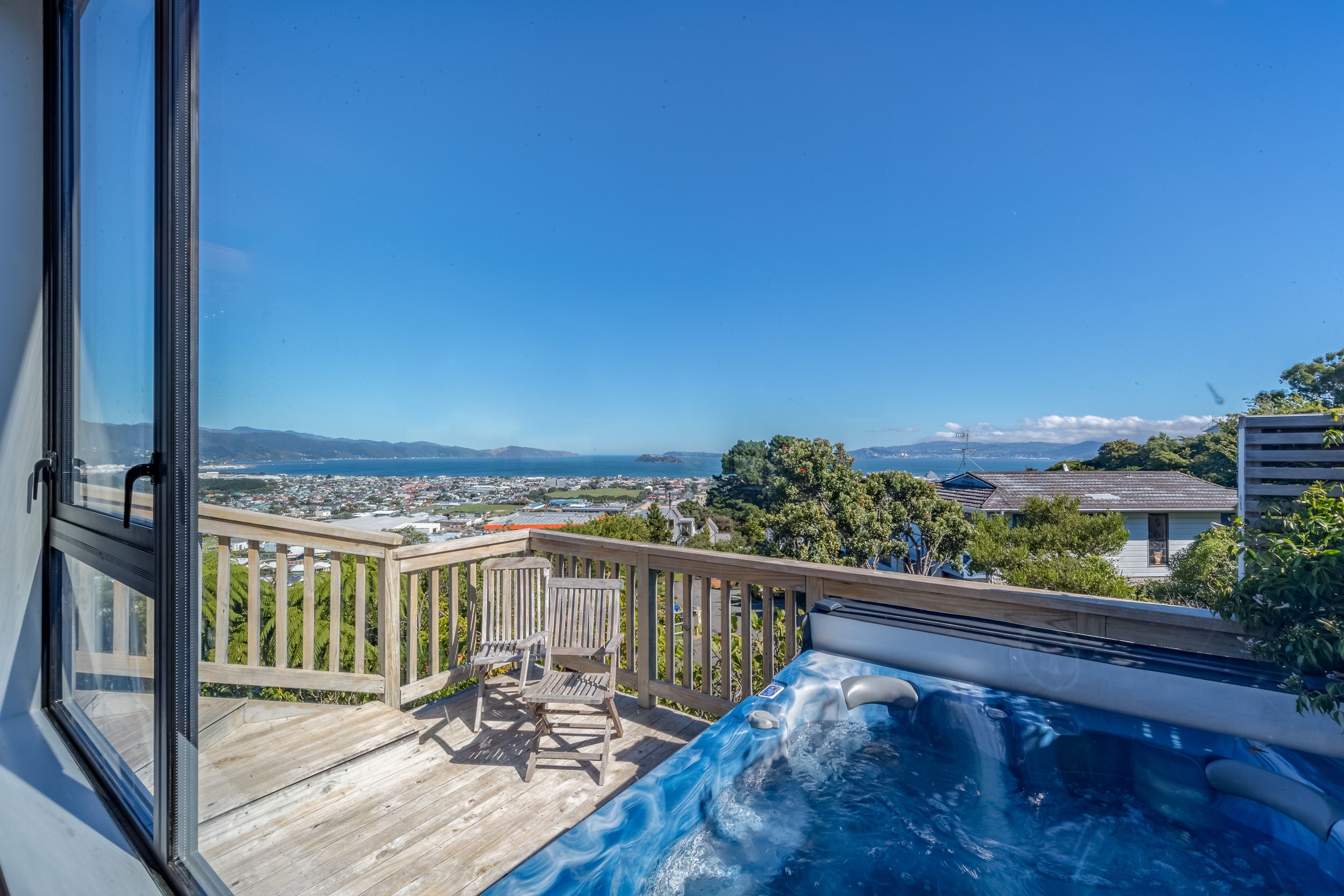 5b Jacaranda Grove, Maungaraki, Lower Hutt City
