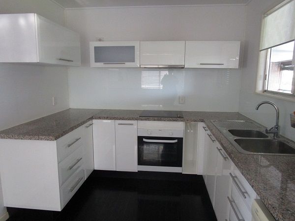 5 Winifred Street, North Booval, QLD 4304