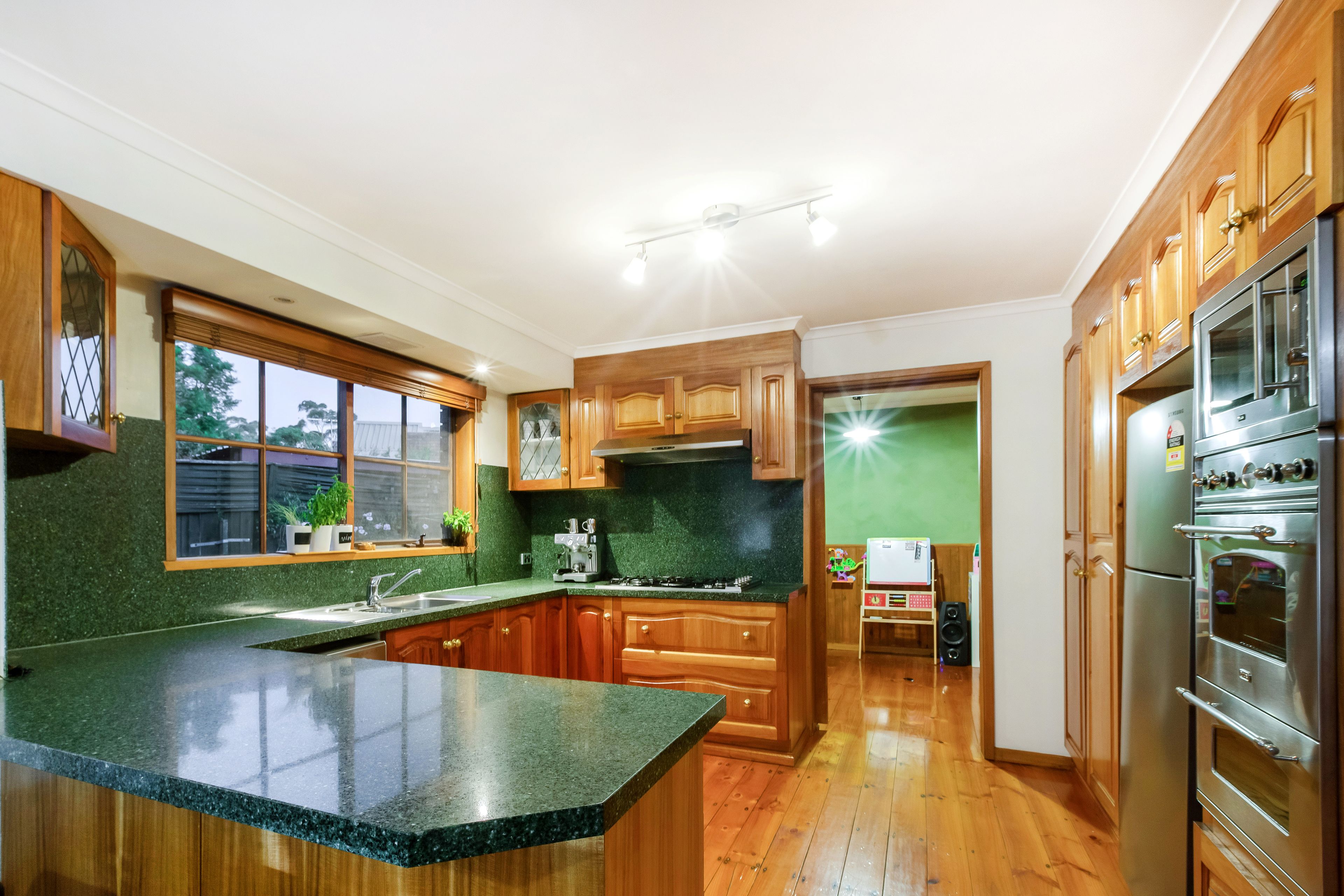 16 Yarrabee Court, Frankston, VIC 3199