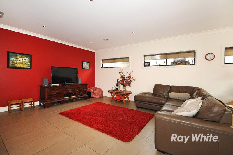8 Summit Road, Frankston, VIC 3199