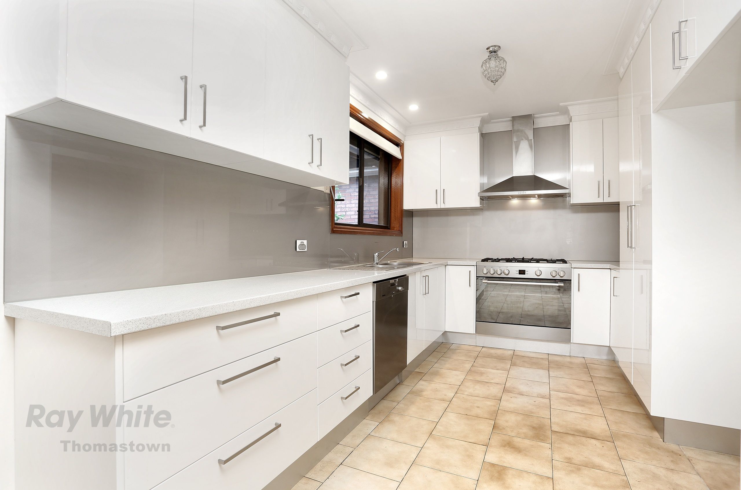 132 Barry Road, Lalor, VIC 3075