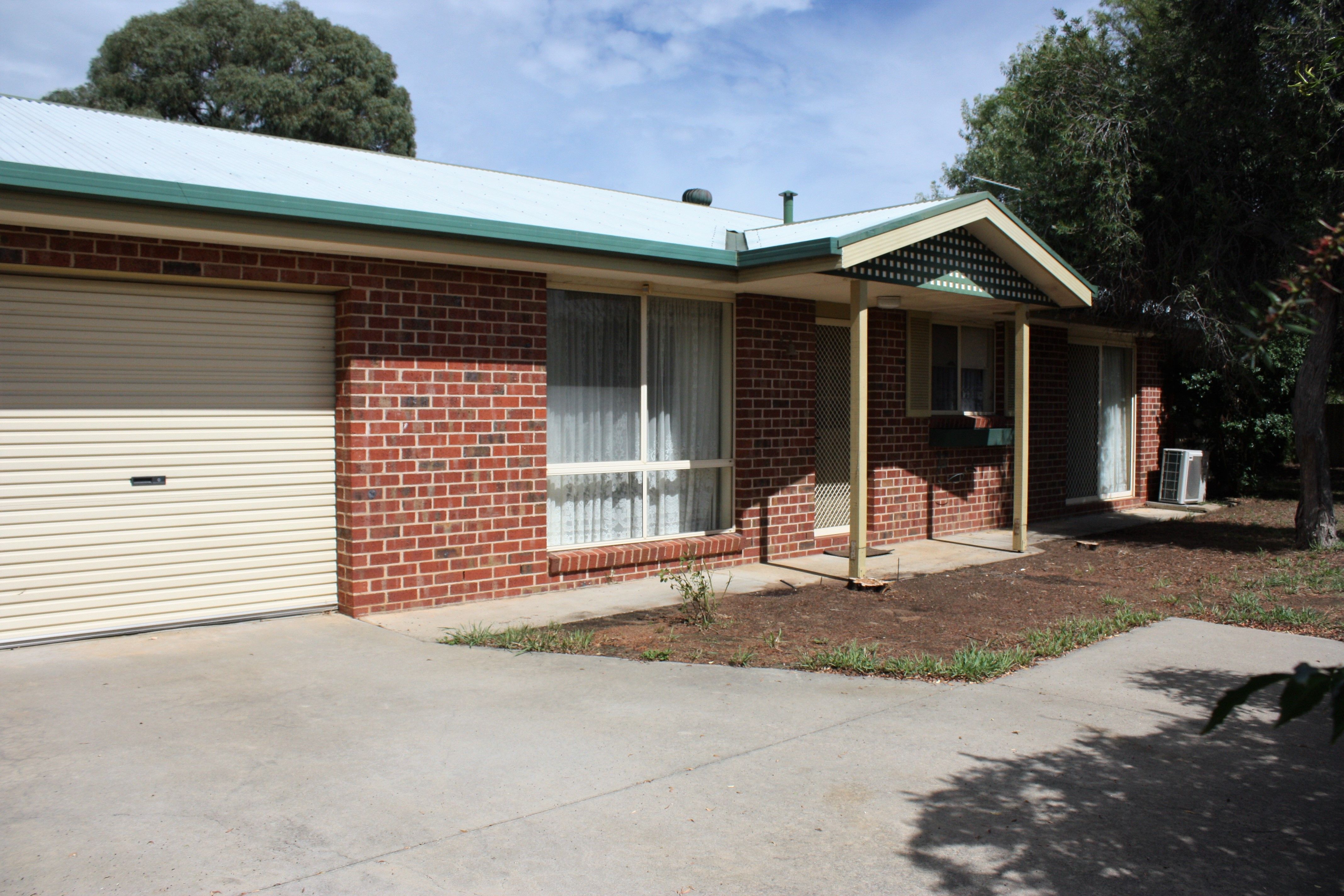 257 Hume Street
