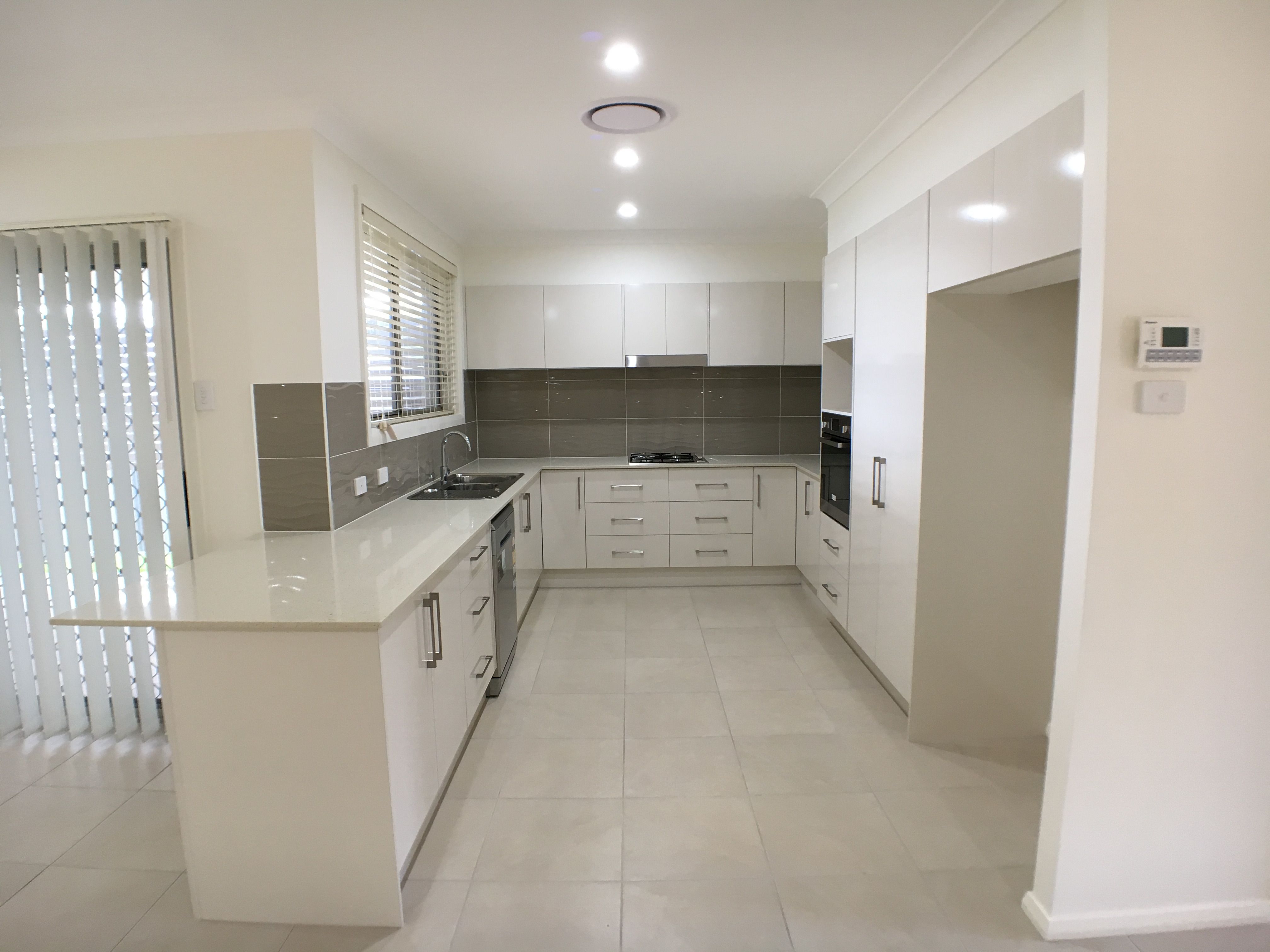 4 Stan Crescent, BONNELLS BAY, NSW 2264