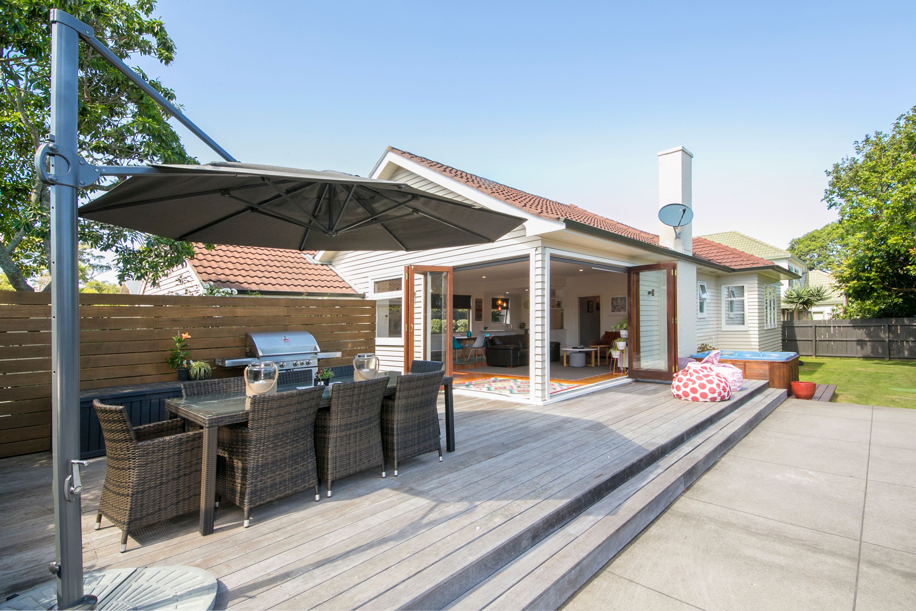 10 Kingsway, Three Kings, Auckland City